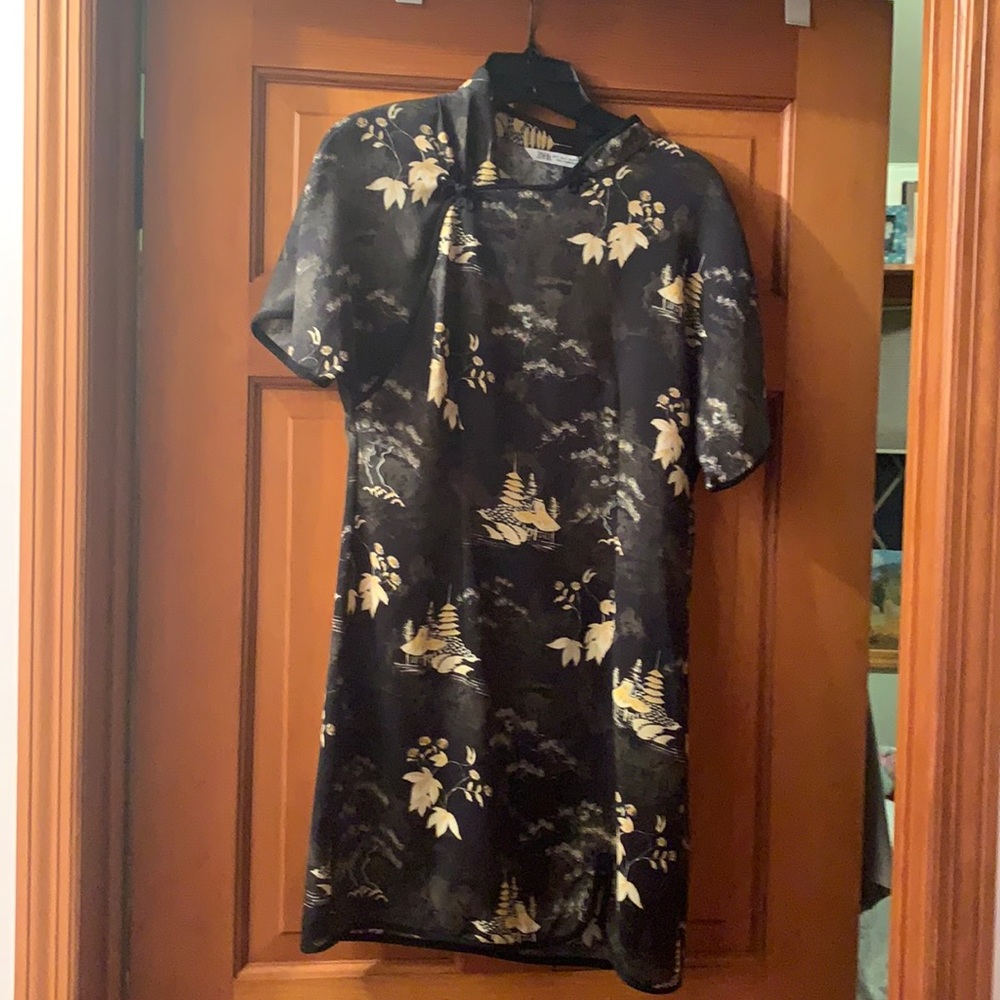 Never worn Zara Japanese style dress
